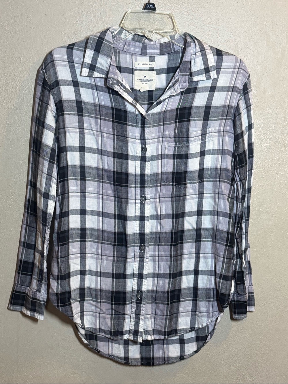 Women’s American Eagle Outfitters Oversized Fit Plaid Button-Up Shirt Sz XS